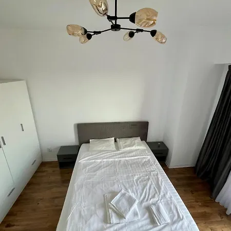 Ap Nou Cu 2 In Centrul Bucurestiului * Bukarest